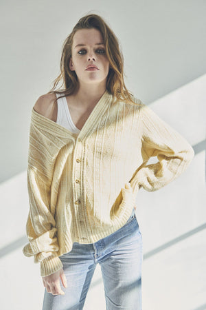 PALE YELLOW KNIT CARDIGAN SWEATER